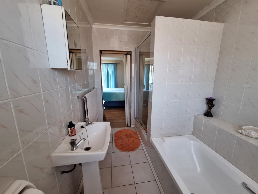 4 Bedroom Property for Sale in Tygerdal Western Cape